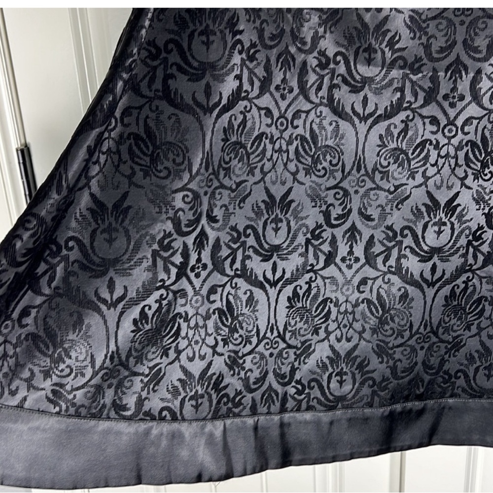 White House Black Market Special Occasion Strapless Dress Velvet Floral NWOT - Picture 9 of 12
